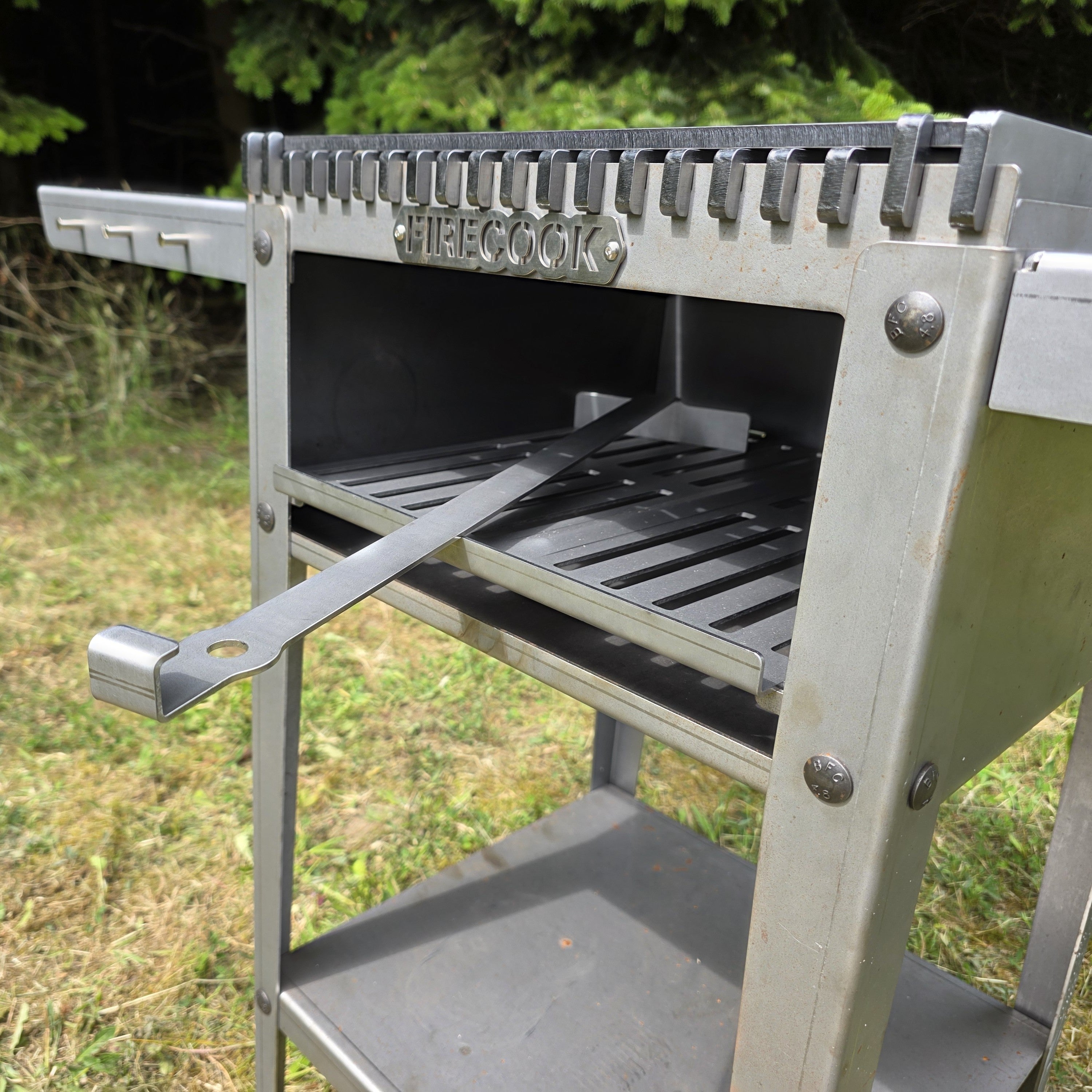 Firecook Outdoor Stove 45 ALL-IN kit m. Fryplate BIG, 2 Side Table Kit, Shelf Kit 45 & Firetool