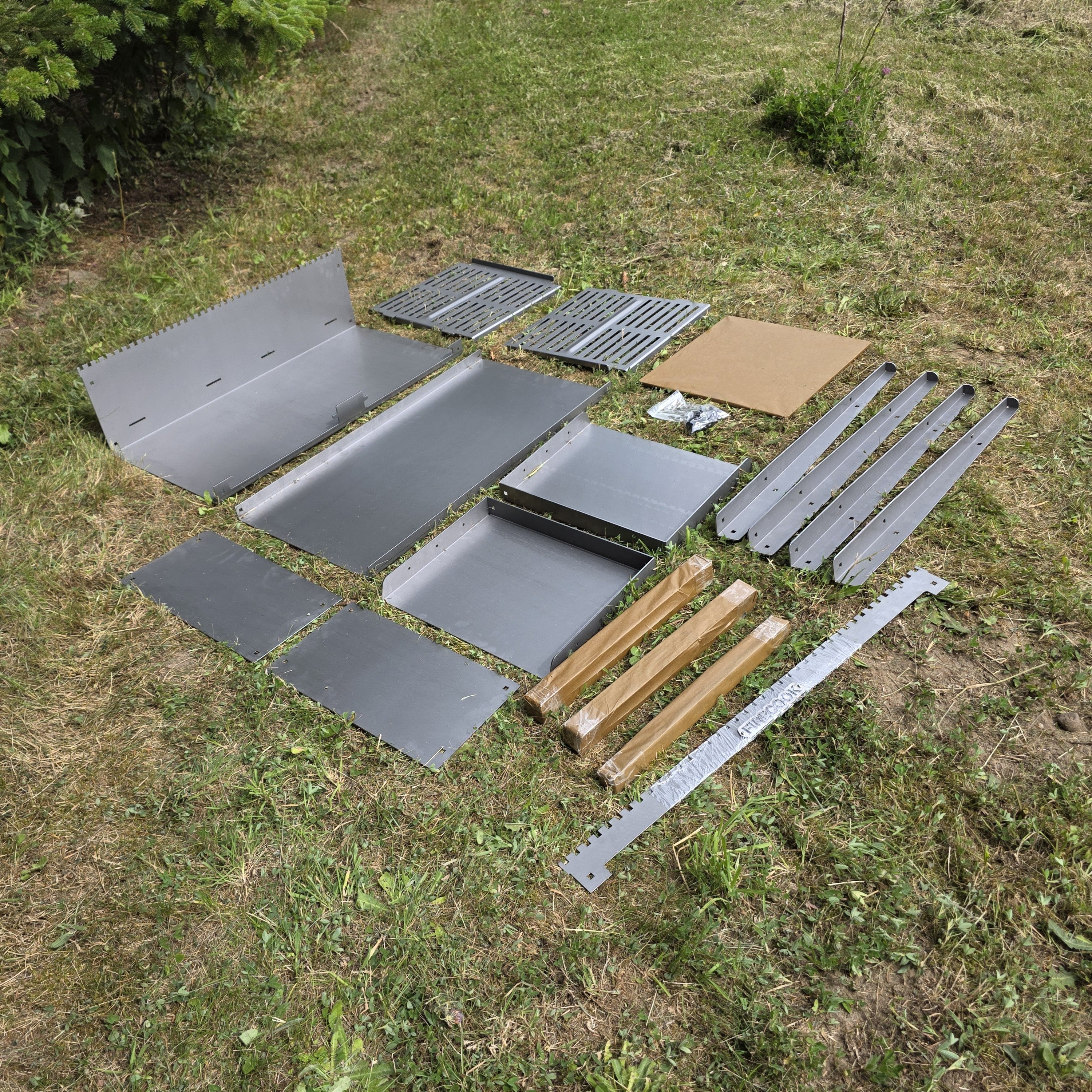 Firecook Outdoor Stove 90 ALL-IN kit m. 2 x Fryplate BIG, 2 x Side Table Kit, Shelf Kit 90 & Firetool