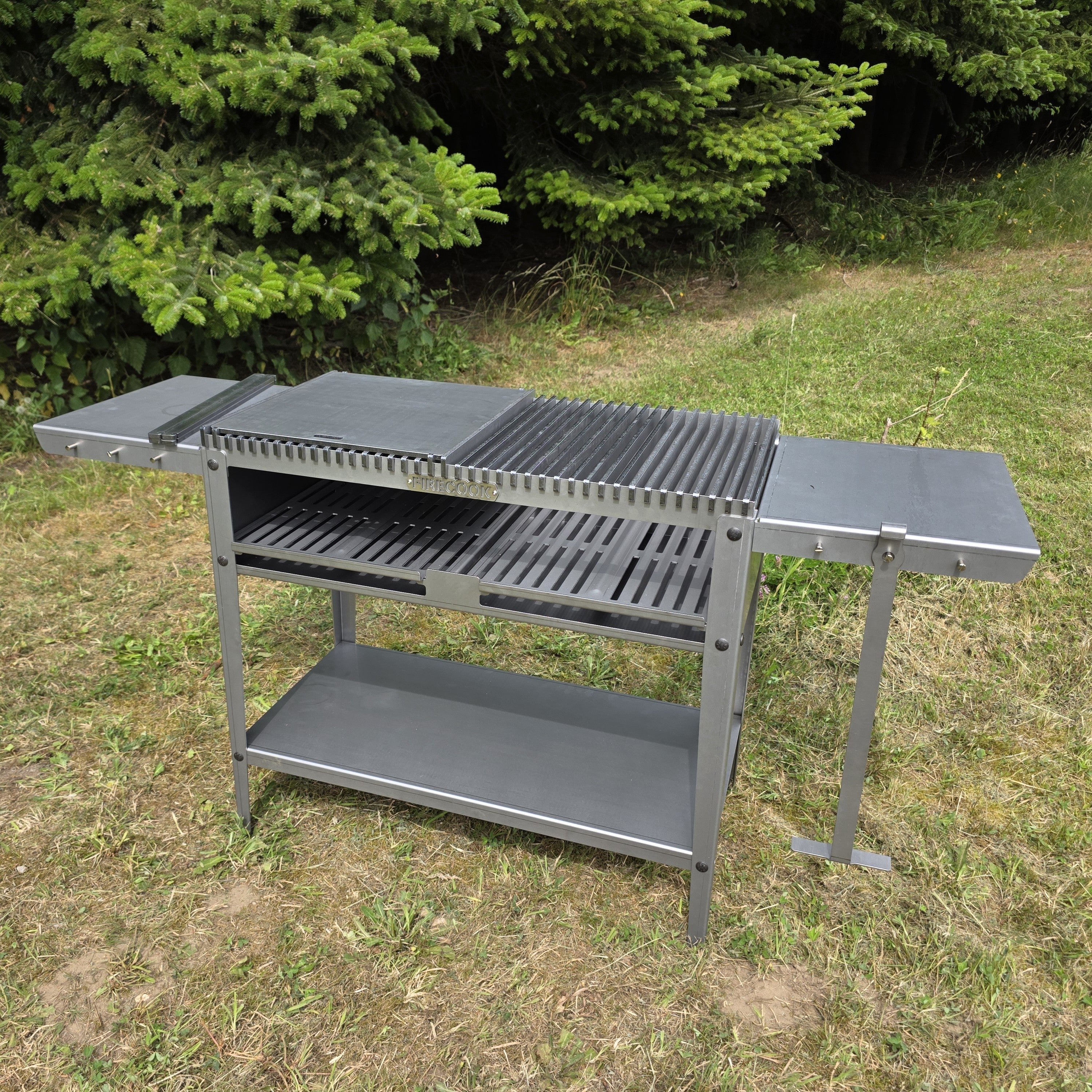 Firecook Outdoor Stove 90 ALL-IN kit m. 2 x Fryplate BIG, 2 x Side Table Kit, Shelf Kit 90 & Firetool