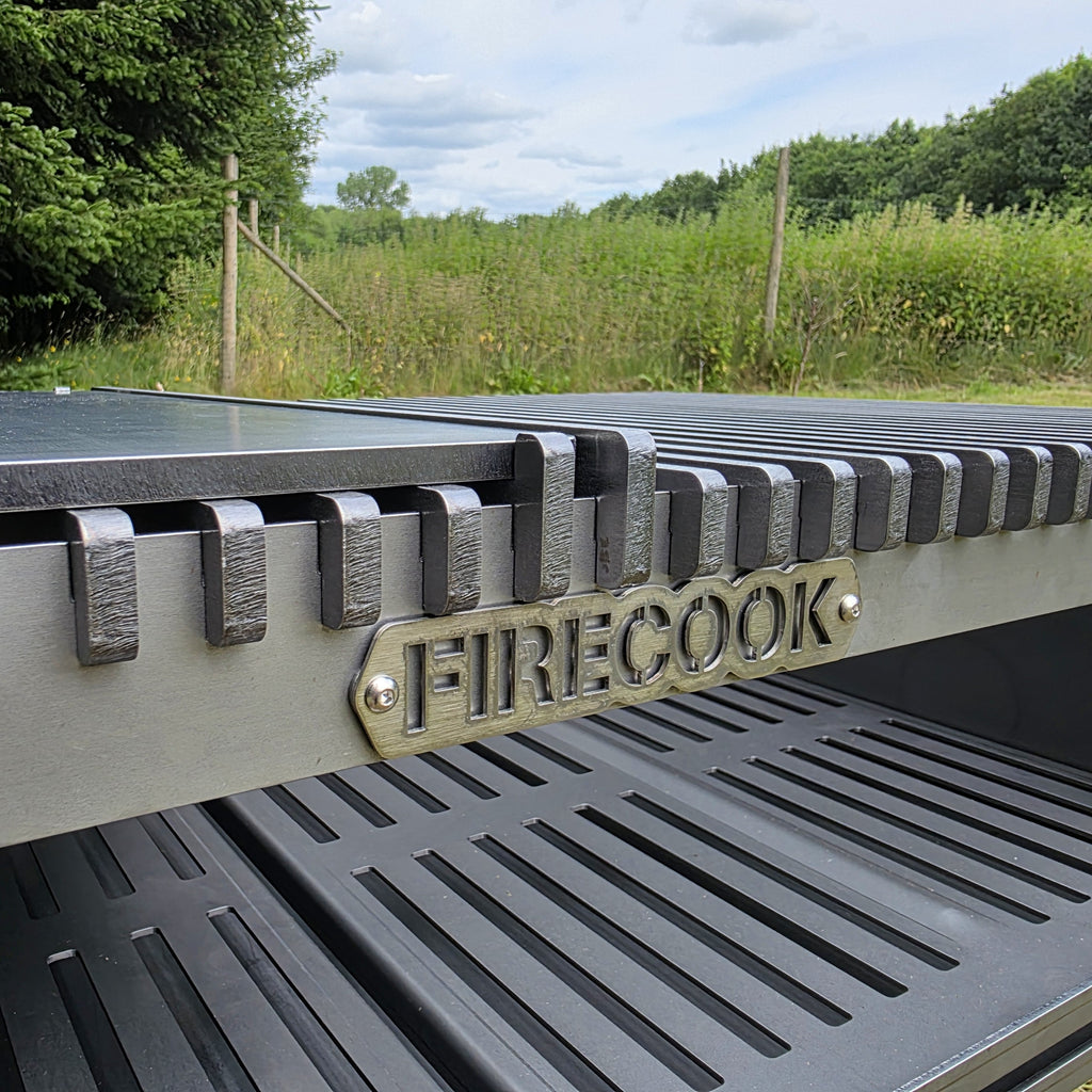 Firecook Outdoor Stove 90 ALL-IN kit m. 2 x Fryplate BIG, 2 x Side Table Kit, Shelf Kit 90 & Firetool