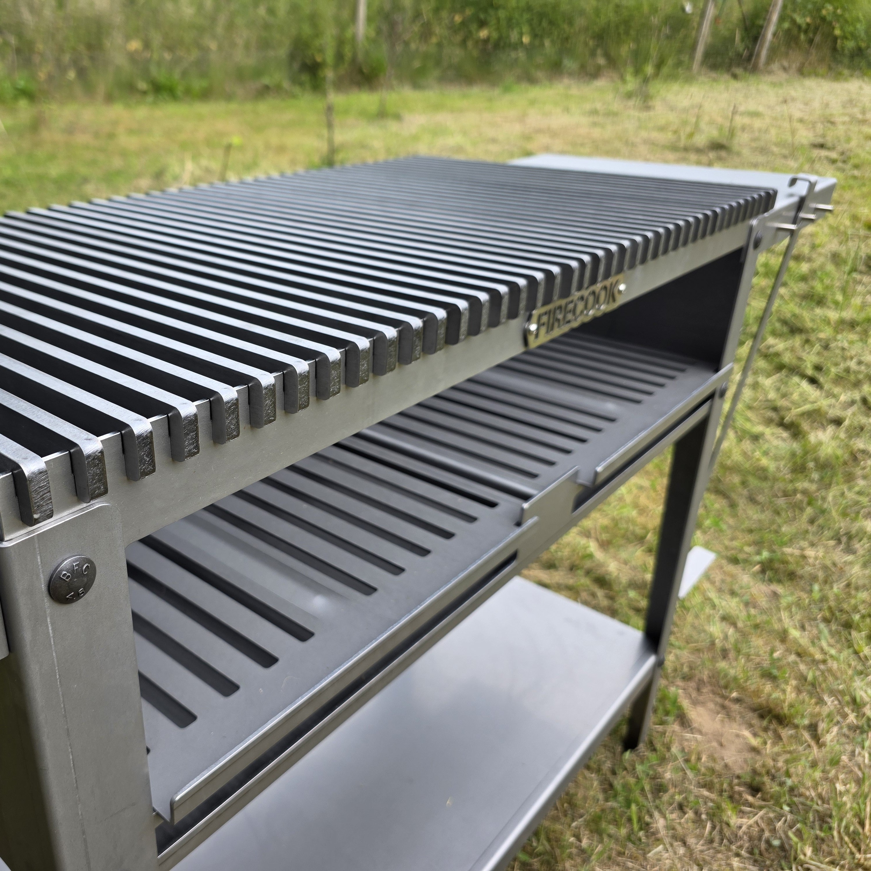 Firecook Outdoor Stove 90 ALL-IN kit m. 2 x Fryplate BIG, 2 x Side Table Kit, Shelf Kit 90 & Firetool