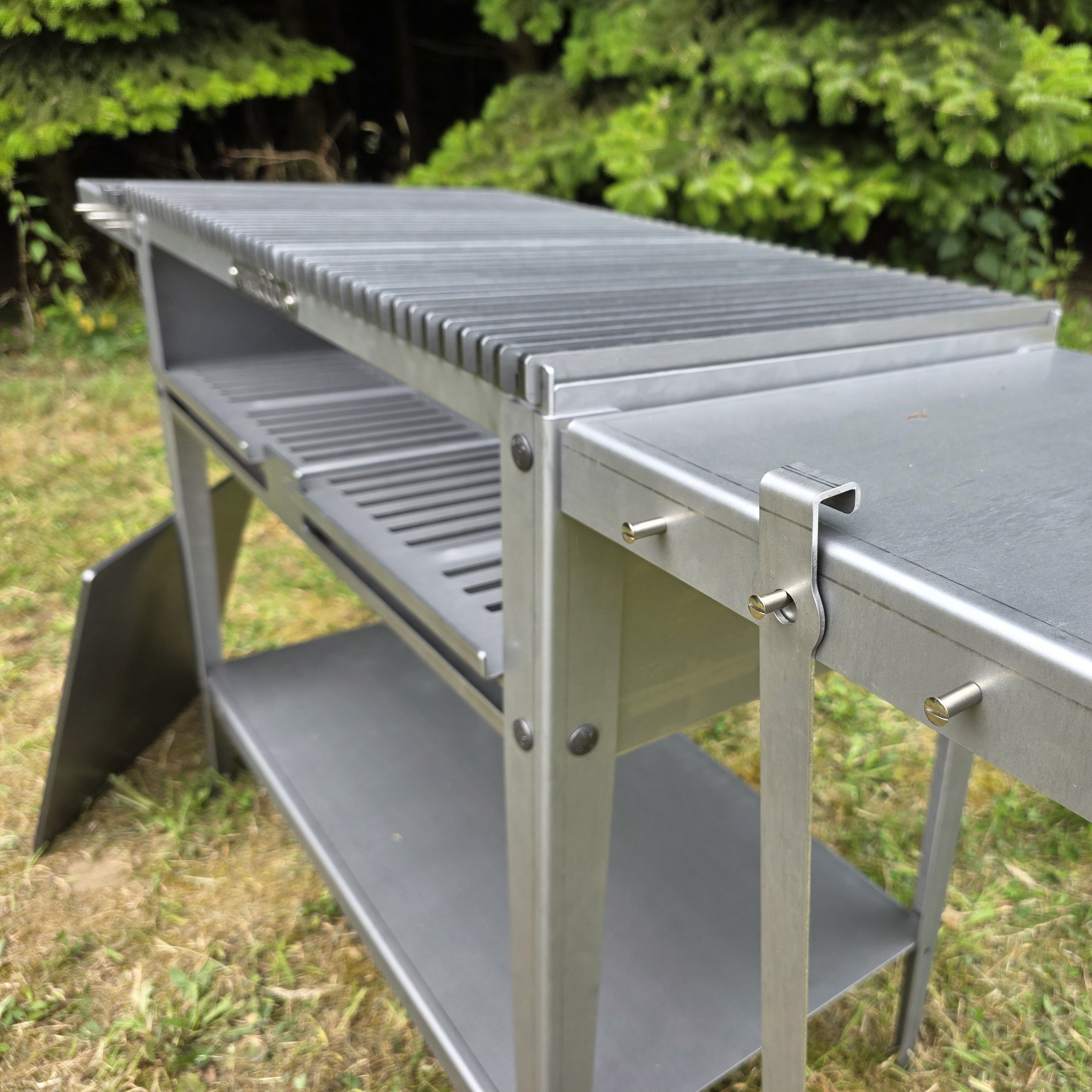 Firecook Outdoor Stove 90 ALL-IN kit m. 2 x Fryplate BIG, 2 x Side Table Kit, Shelf Kit 90 & Firetool